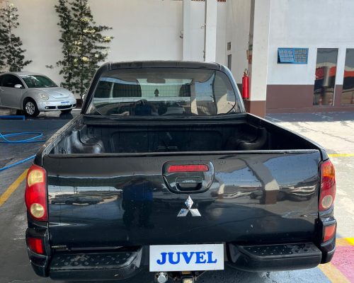 WhatsApp Image 2025-09-29 at 10.23.44 (1)