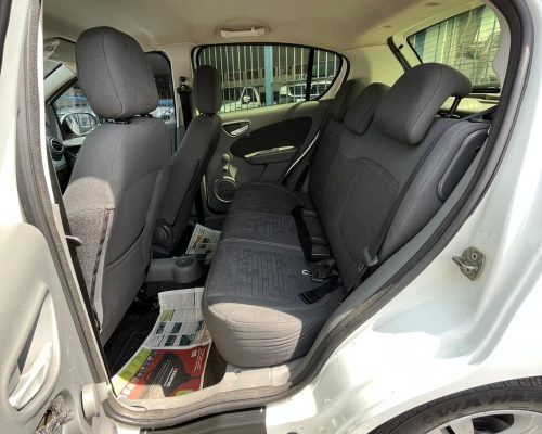 WhatsApp Image 2025-11-21 at 09.59.52